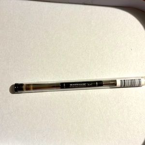 IT Heavenly Luxe No Tug Dual Eyeshadow brush